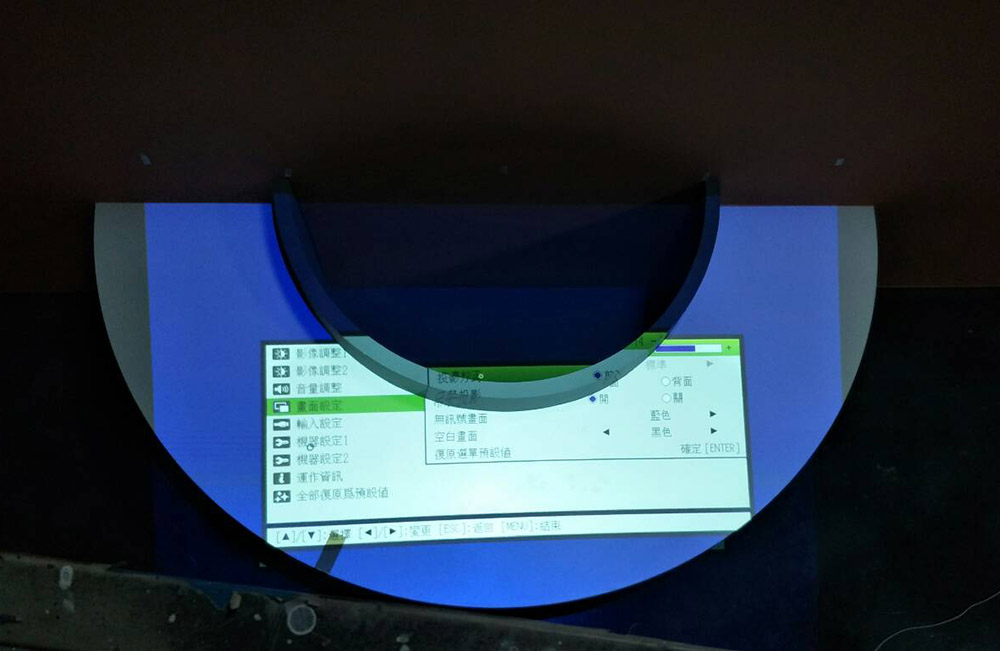 20181123 南科史前文化博物館展場投影機硬體安裝