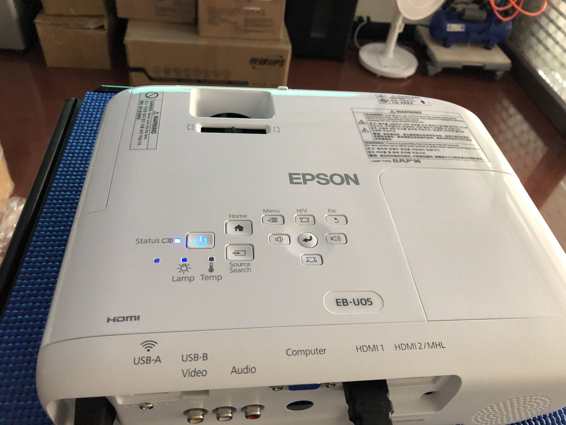 20200813 EPSON EB-U05 投影機 新機開箱測試